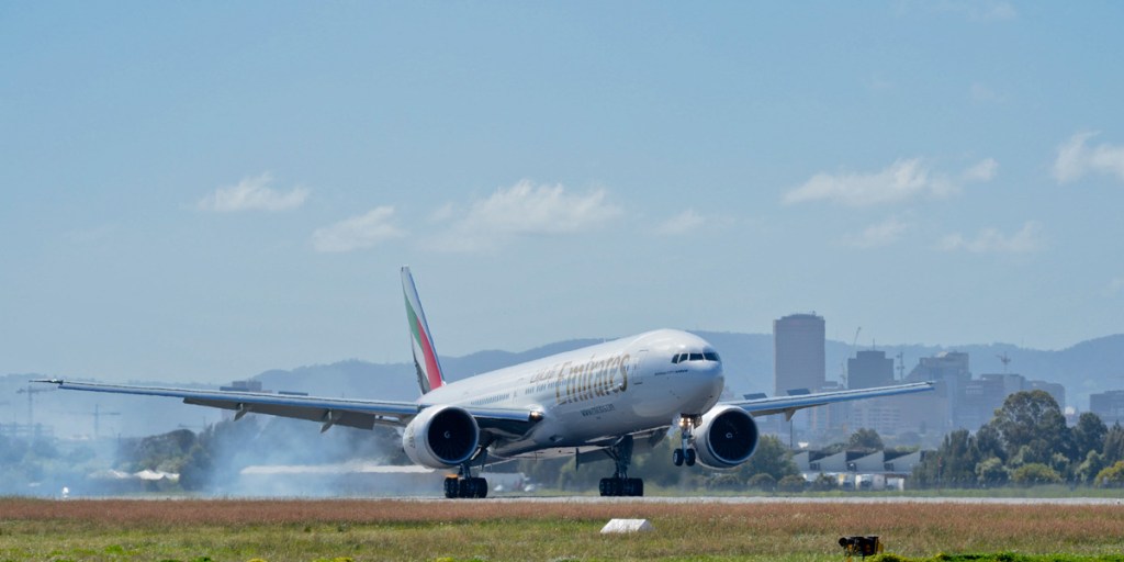 Thumbnail for Adelaide delivers for Emirates