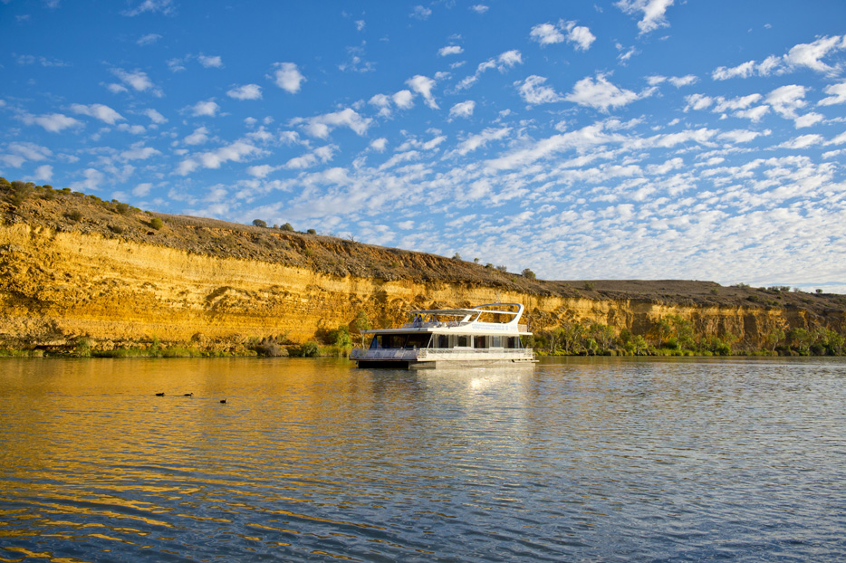 Thumbnail for Winter wonderland on the Murray River