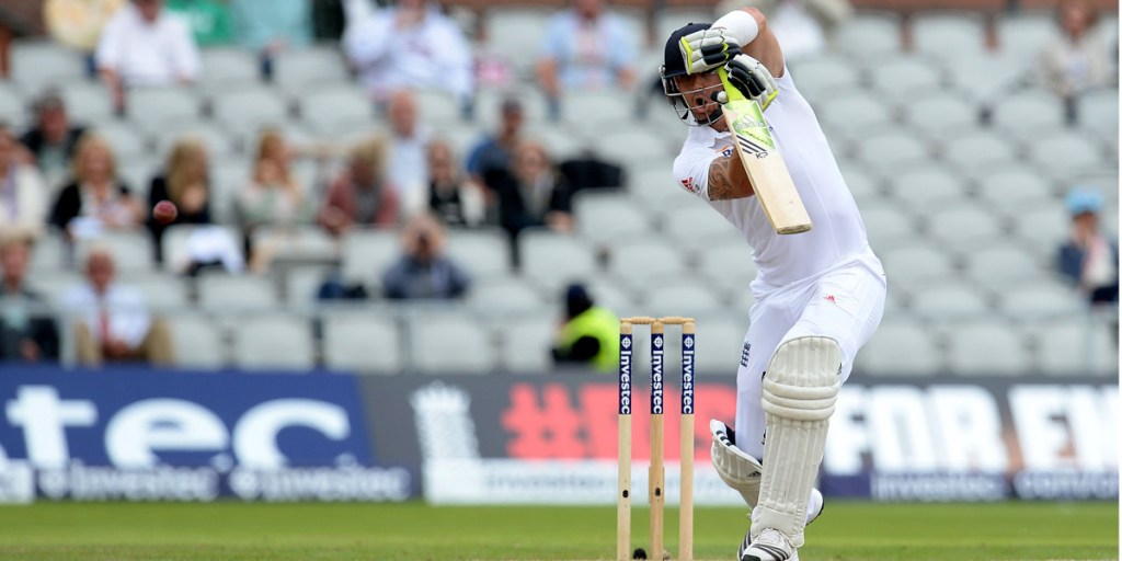 Pietersen edges a catch in the Third Ashes Test
