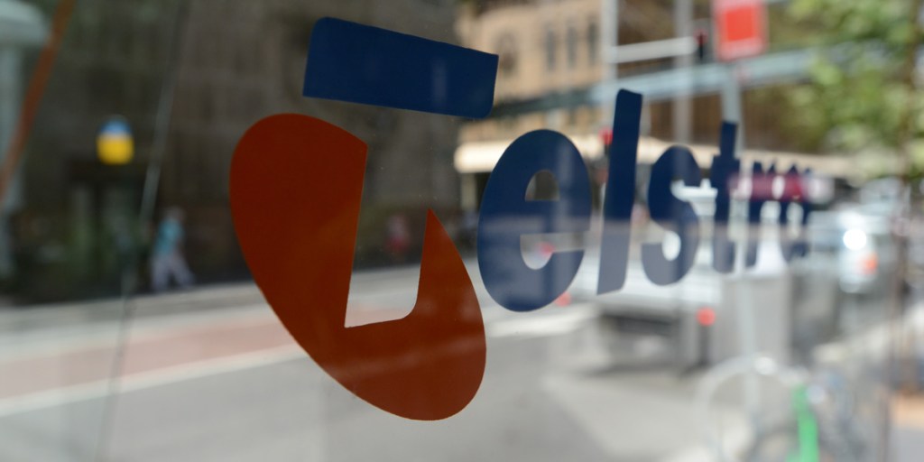 Thumbnail for Mobiles boost Telstra profit