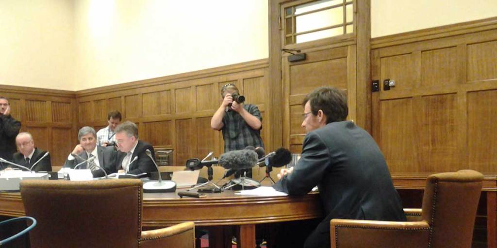Jay Weatherill's chief of staff Simon Blewett (right) appearing before an upper house inquiry today.