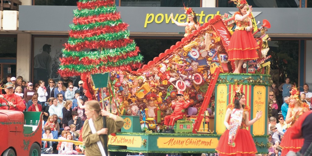 Thumbnail for Five tricks retailers will use to make you spend at Christmas