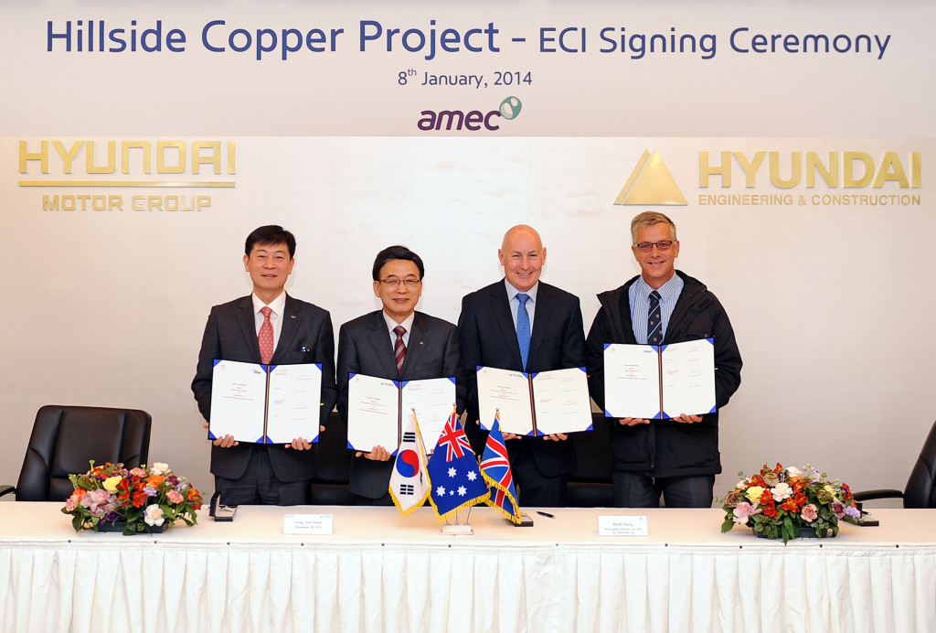 Hyundai officials with Mark Parry ( second from right).
