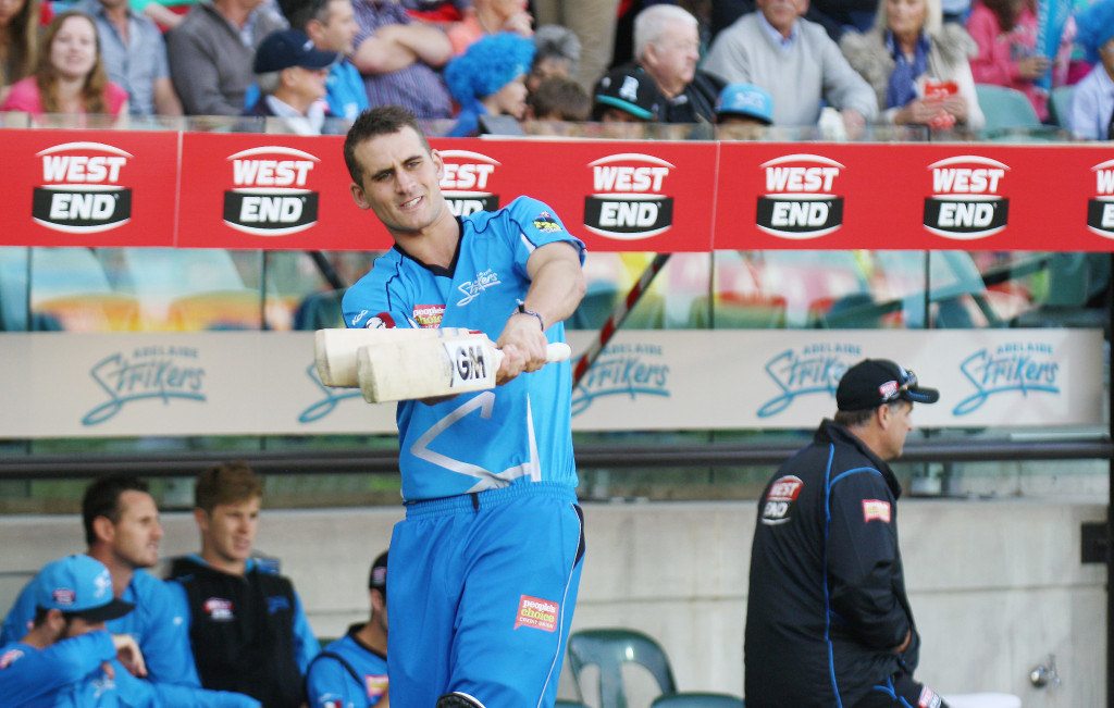 Alex Hales warms up in the Big Bash. Image: Peter Argent
