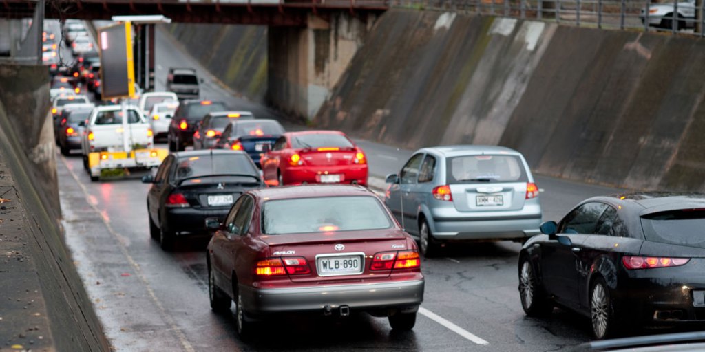 Traffic backed up on Goodwood Road. Photo: Nat Rogers/InDaily