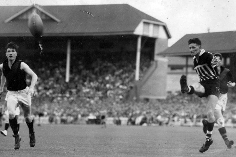 Thumbnail for SA football mourns Port Adelaide champion Geof Motley
