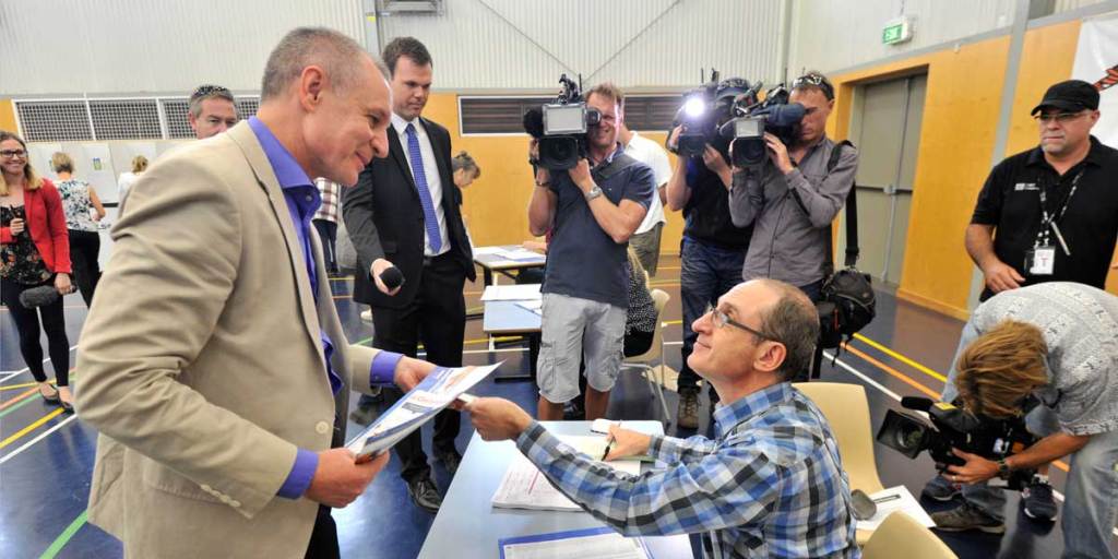 Jay Weatherill voting at Alberton on Saturday.