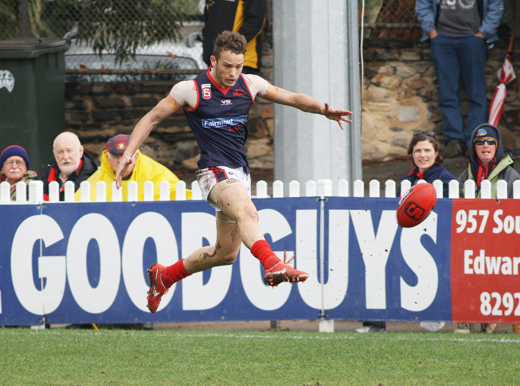 Aish playing for Norwood last season. Image by Peter Argent.