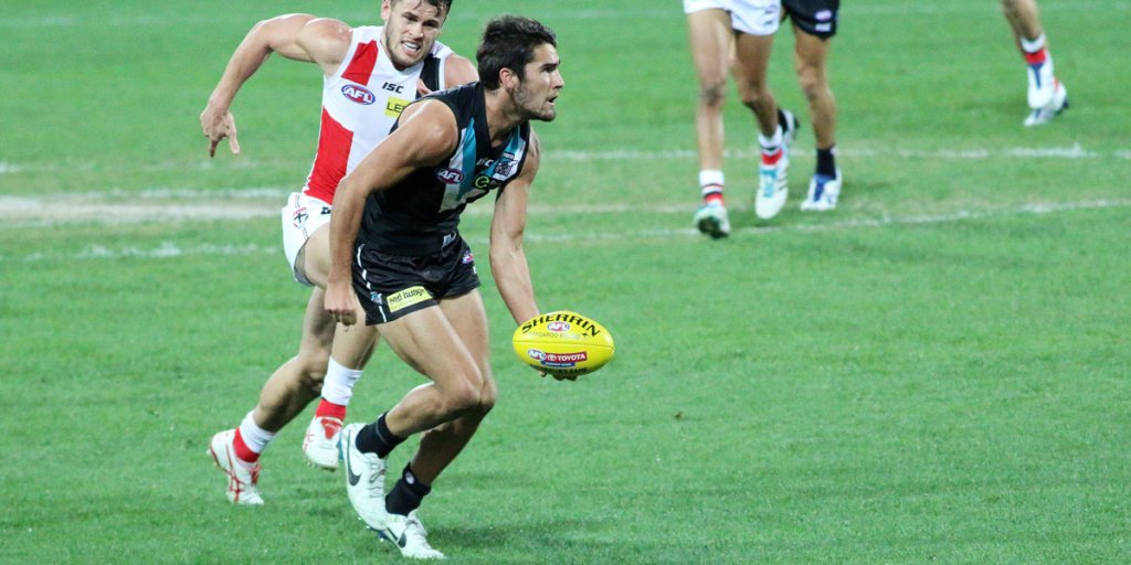Chad Wingard did good work at ground level, as well as in the heavens. Scroll down for pictures of his extraordinary mark. Photos: Peter Argent
