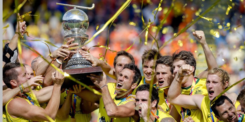 The jubilant Australian hockey team celebrates its World Cup victory.