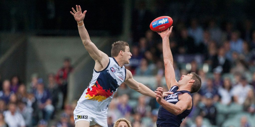 Aaron Sandilands in the process of comprehensively pantsing the Crows on the weekend.