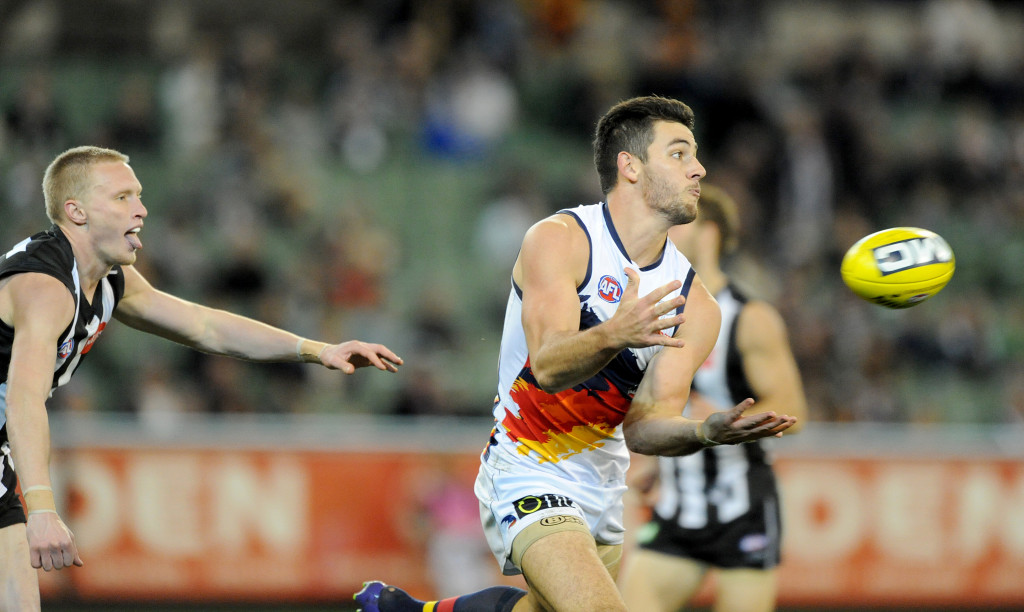 Thumbnail for Tex kicks Crows into the eight