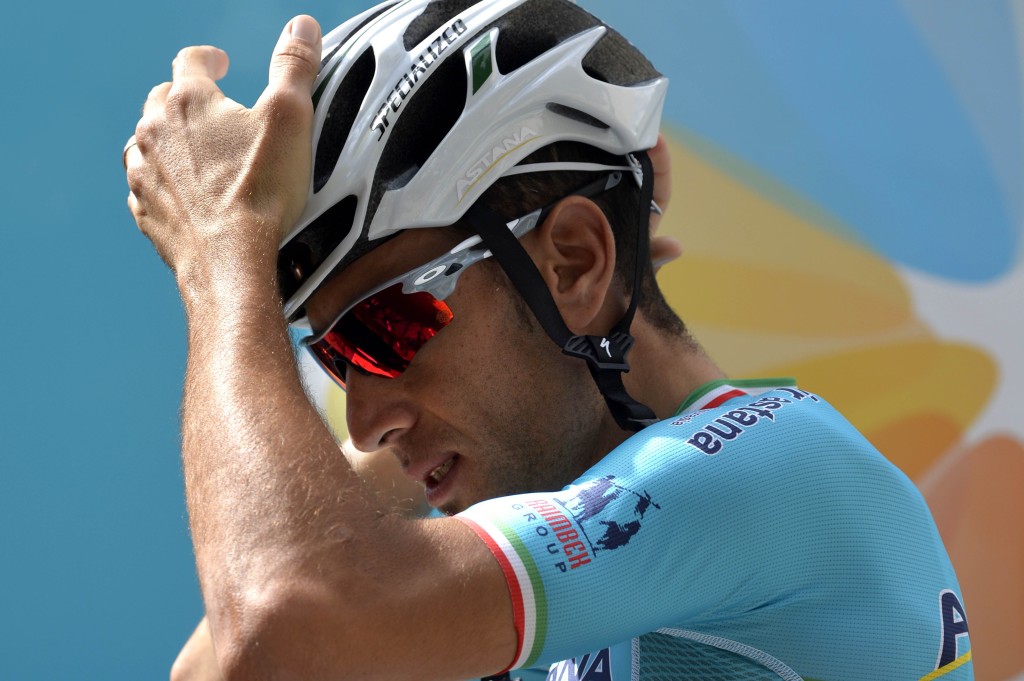 Thumbnail for Chasers wait for Nibali to fade