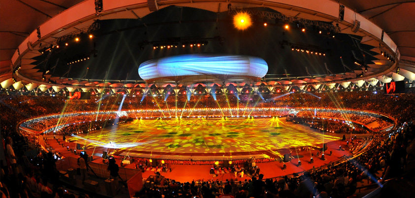 Swimmer Belinda Hocking (far right) with other members of the Commonwealth Games team. 