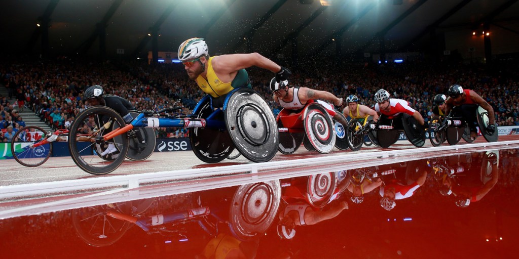 Kurt Fearnley during the Men's T54 1500m. Photo: AAP