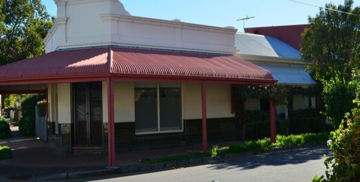 Thumbnail for Police raid Nitschke’s clinic