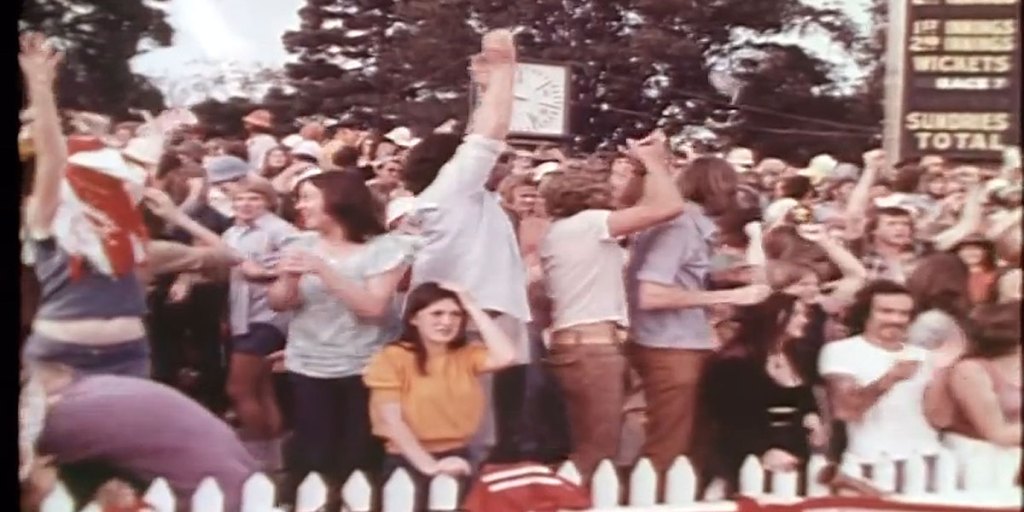 Thumbnail for Teams for historic SANFL grand final