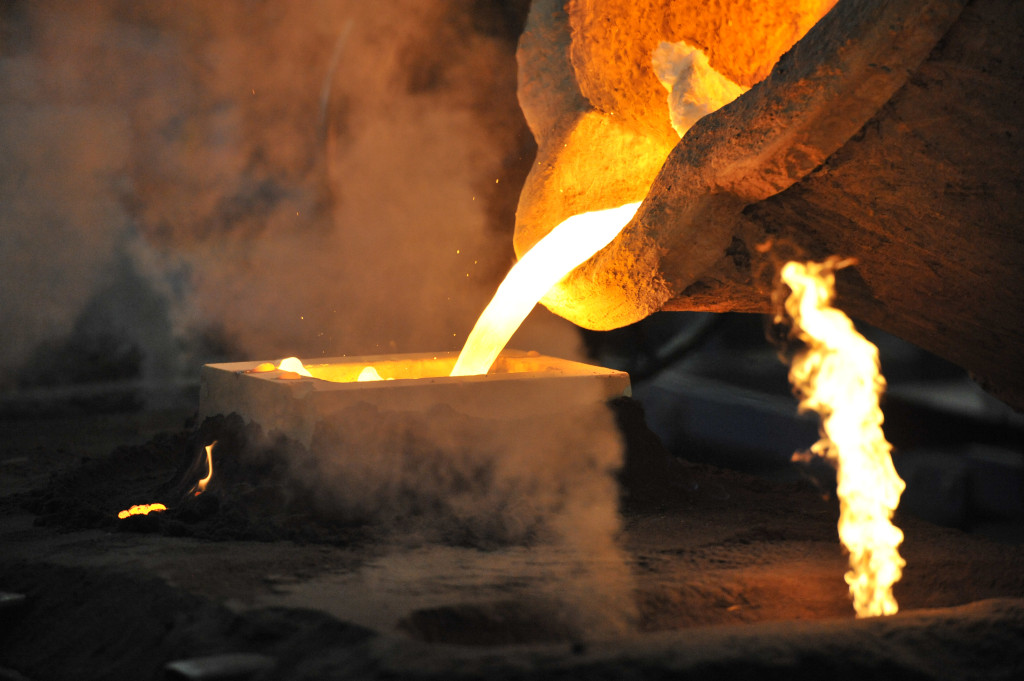 Thumbnail for Manufacturing yet to see benefits of lower $