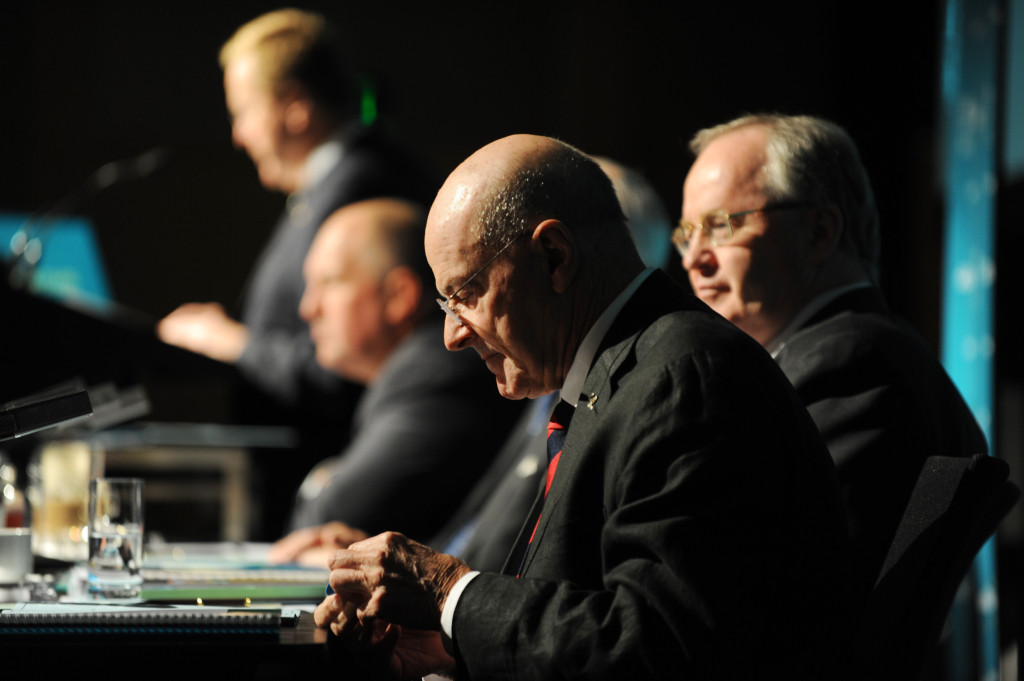 Thumbnail for Gosper backs online coaching initiative
