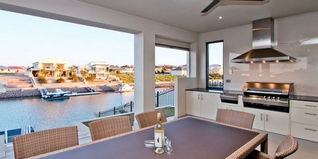 Thumbnail for Wallaroo