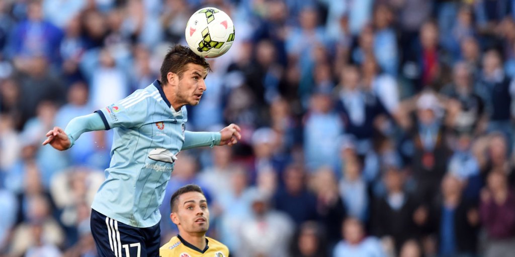 Terry Antonis in action for Sydney FC. AAP image