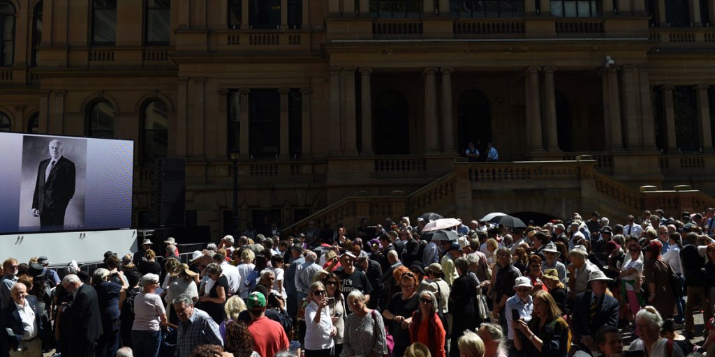 Crowds gathered outside Sydney Town Hall to farewell Gough Whitlam. AAP photo