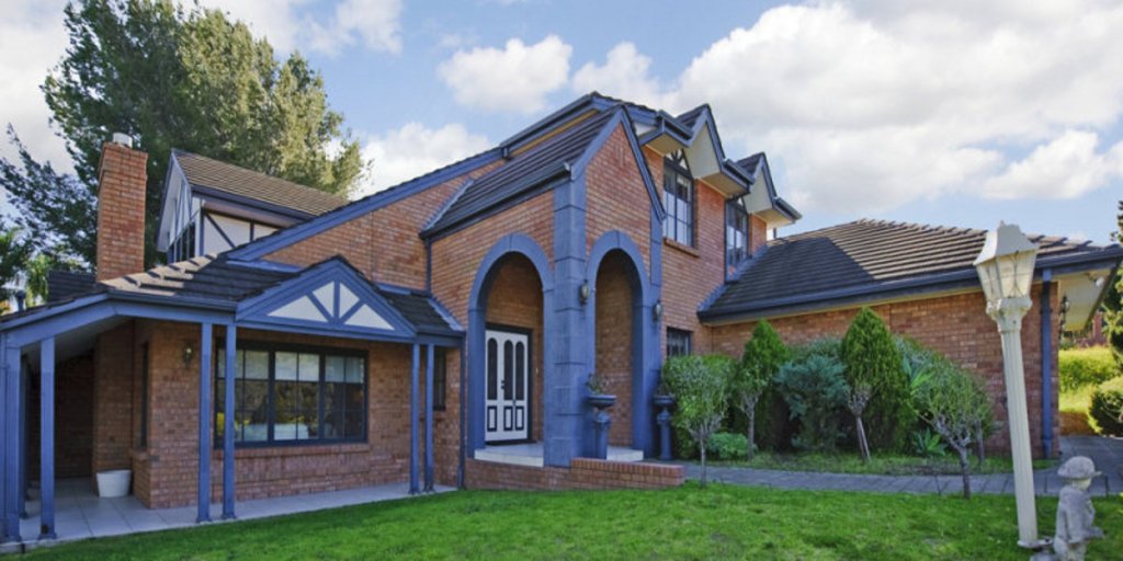 Thumbnail for Auldana