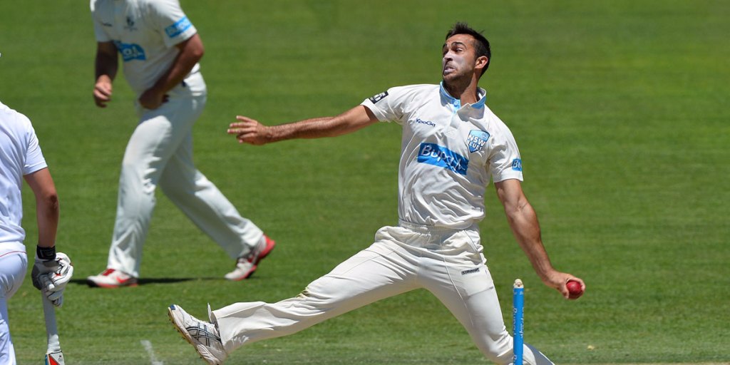 Thumbnail for Left-armer troubles India batsmen