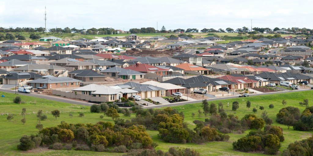 New homes in Adelaide's south. Photo: Nat Rogers/InDaily