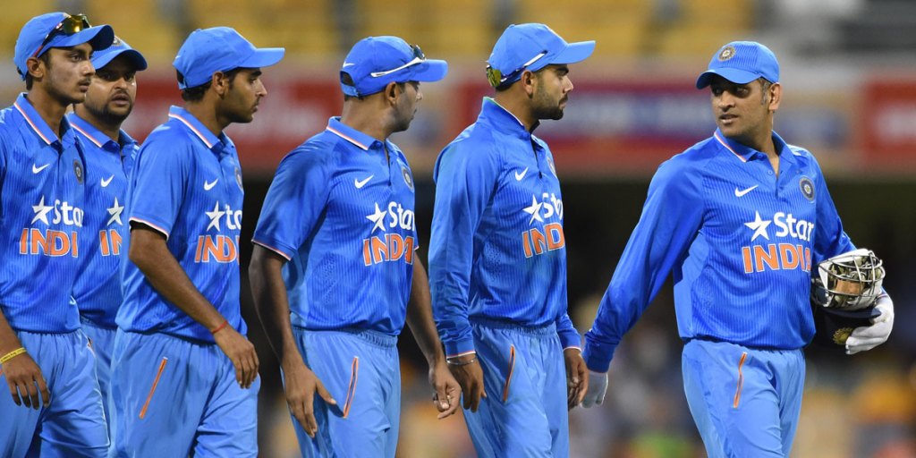 MS Dhoni (right) and his team have one final chance to make something of this summer before the World Cup.