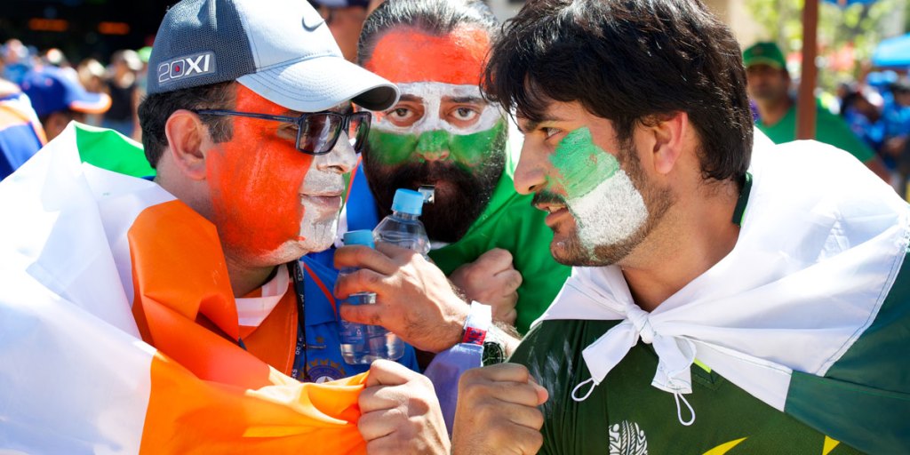 India and Pakistan fans face off before the game. Photo: Michael Errey/InDaily