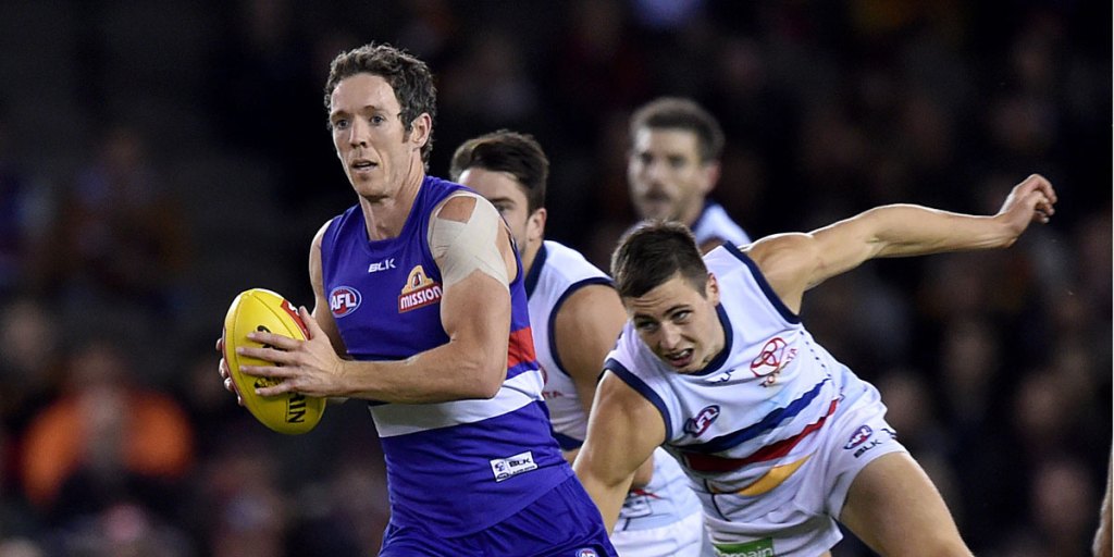 Bulldogs captain Bob Murphy was outstanding across half-back. 