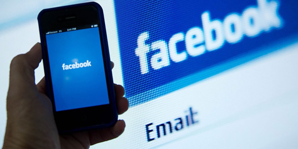 Thumbnail for Facebook loses profit but grows reach