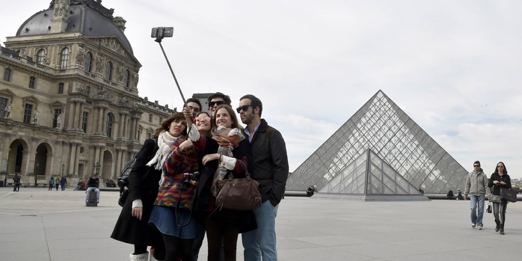 Thumbnail for Has technology changed the way we experience travel?