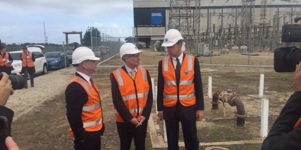 Announcing the Torrens Island project today (l-r) AGL managing director Andy Vesey, Premier Jay Weatherill and Air Liquide Australia managing director Michele Gritti