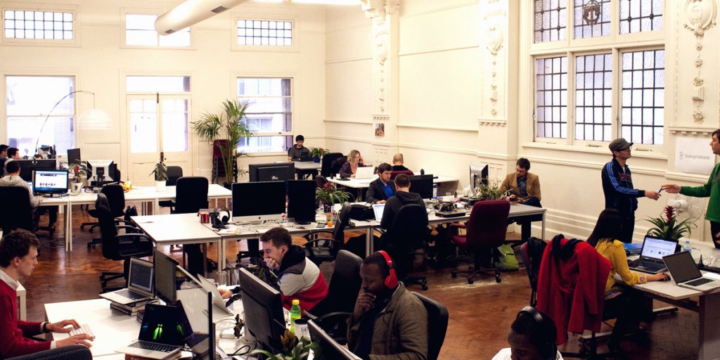 The communal working space at Majoran.