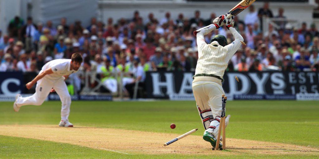 England's Mark Wood bowls Nathan Lyon to win the 4th test match and reclaim the Ashes.
