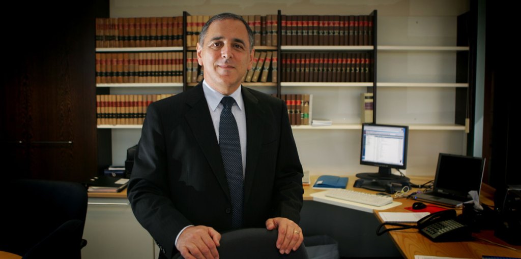 Thumbnail for Ex-DPP Pallaras “might consider” running for Xenophon