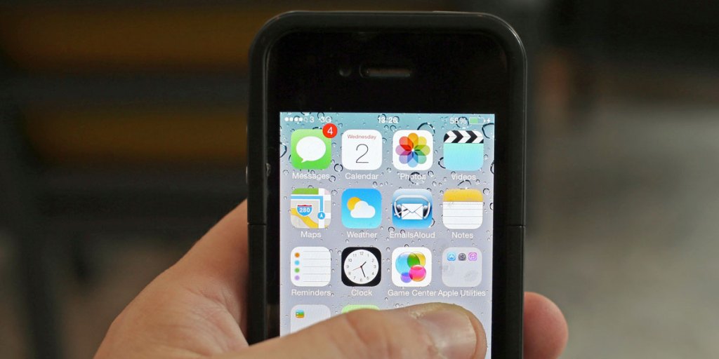 Thumbnail for Hackers raid 225,000 Apple accounts