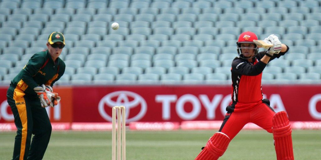 Thumbnail for Sarah Taylor makes history in district cricket comp