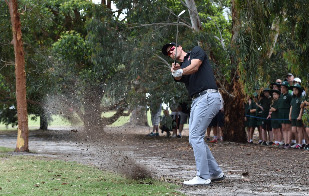 Thumbnail for Scott sets the pace at Masters