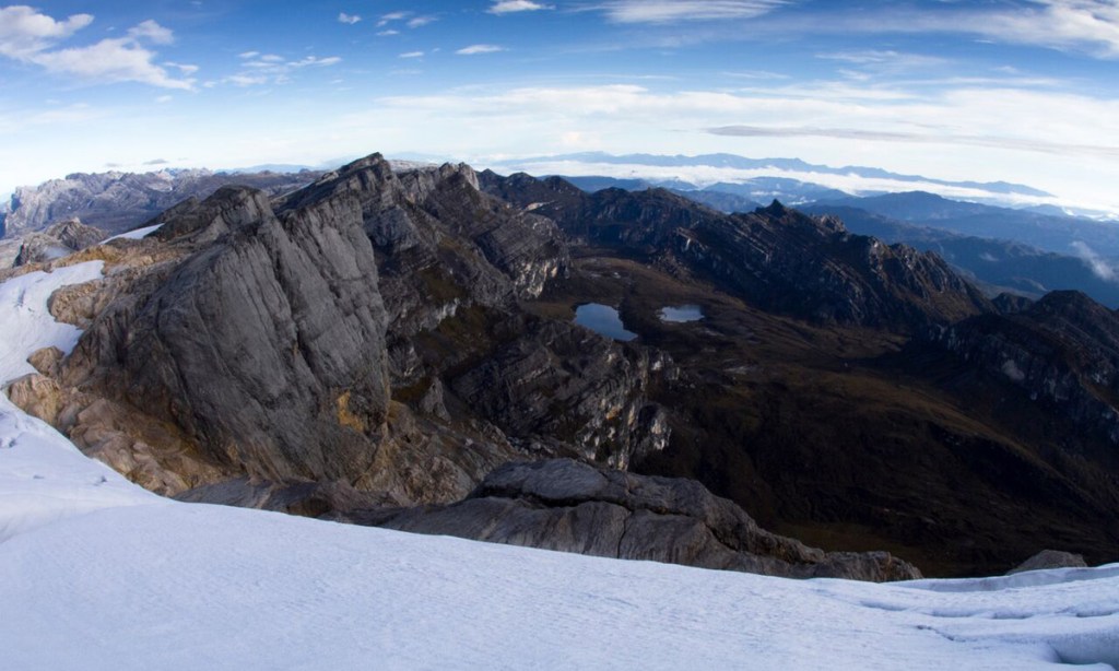 Thumbnail for Govt helps fund SA climber’s Climate Summit quest