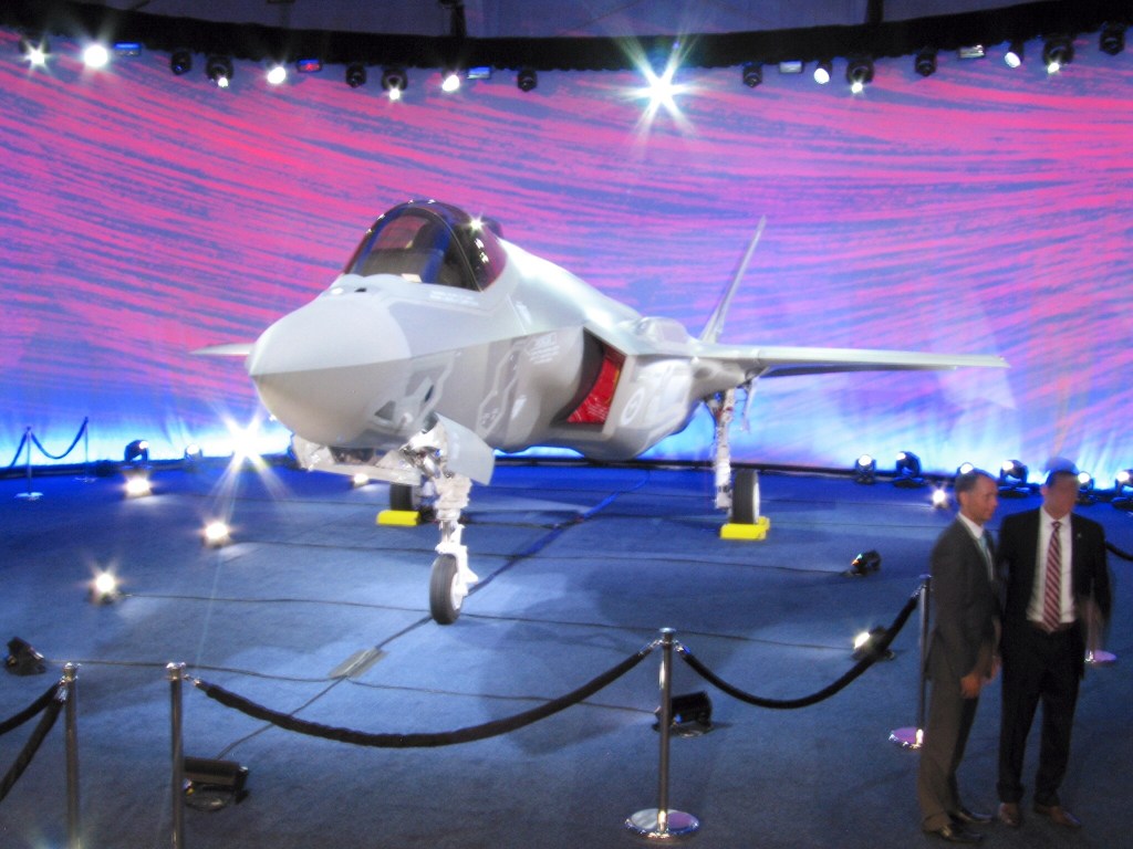 Australia's first new Lockheed Martin F-35 fighter. (AAP Image/Max Blenkin