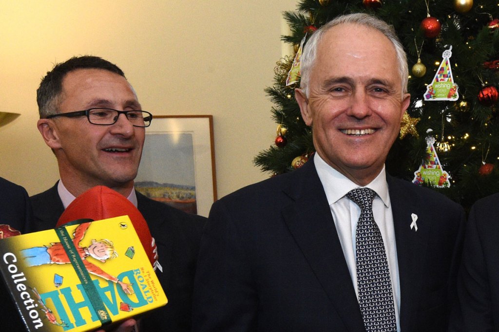 The Greens give Malcolm Turnbull an early Christmas gift by supporting new tax-avoidance laws. Image: AAP