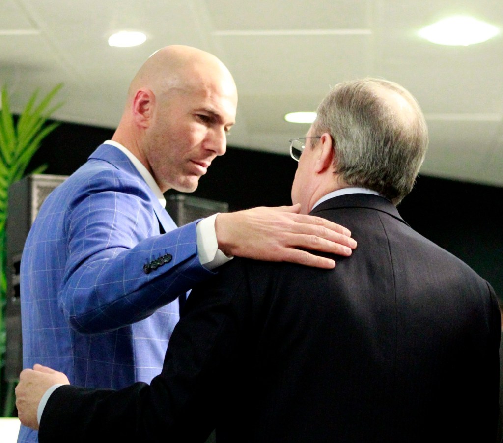 Thumbnail for Real Madrid sack coach, turn to Zidane