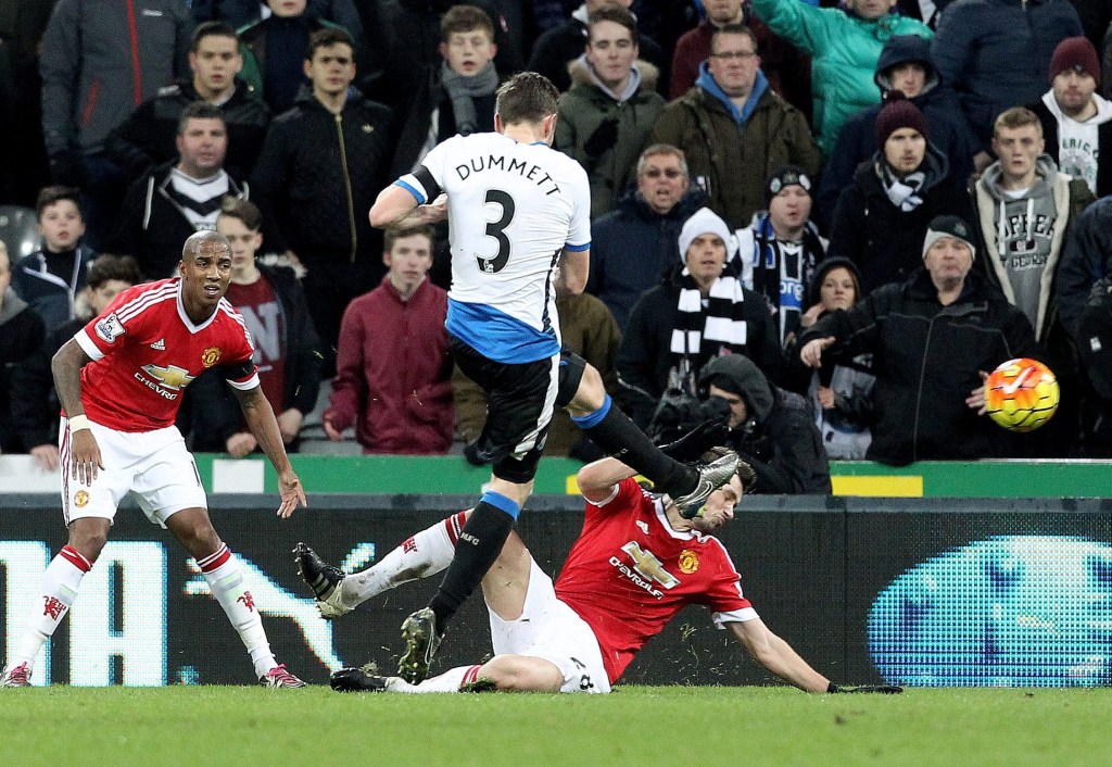Thumbnail for Newcastle’s late equaliser stuns Man Utd