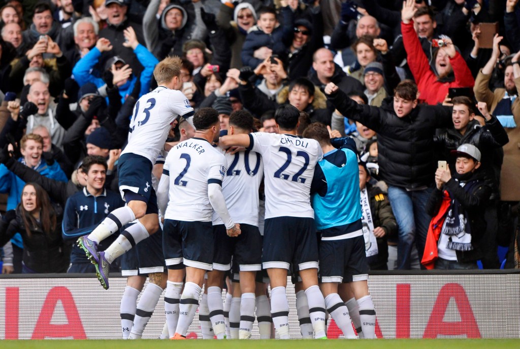 Thumbnail for Spurs keep up title dream, Arsenal lose
