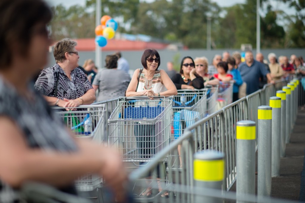 Thumbnail for Fanatics, pollies and media flock to Aldi opening
