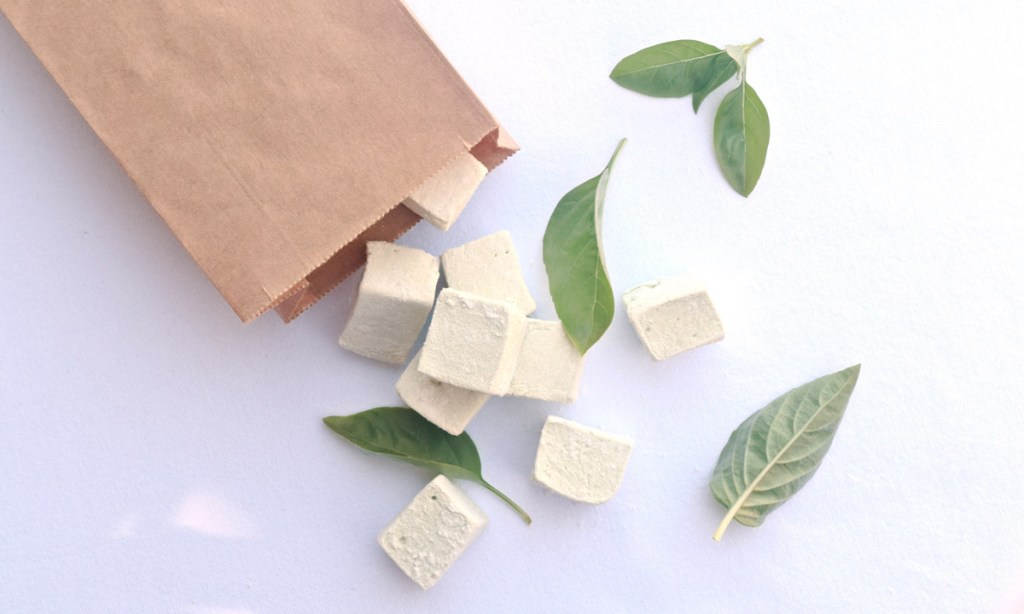 Thumbnail for Aromatic basil marshmallows