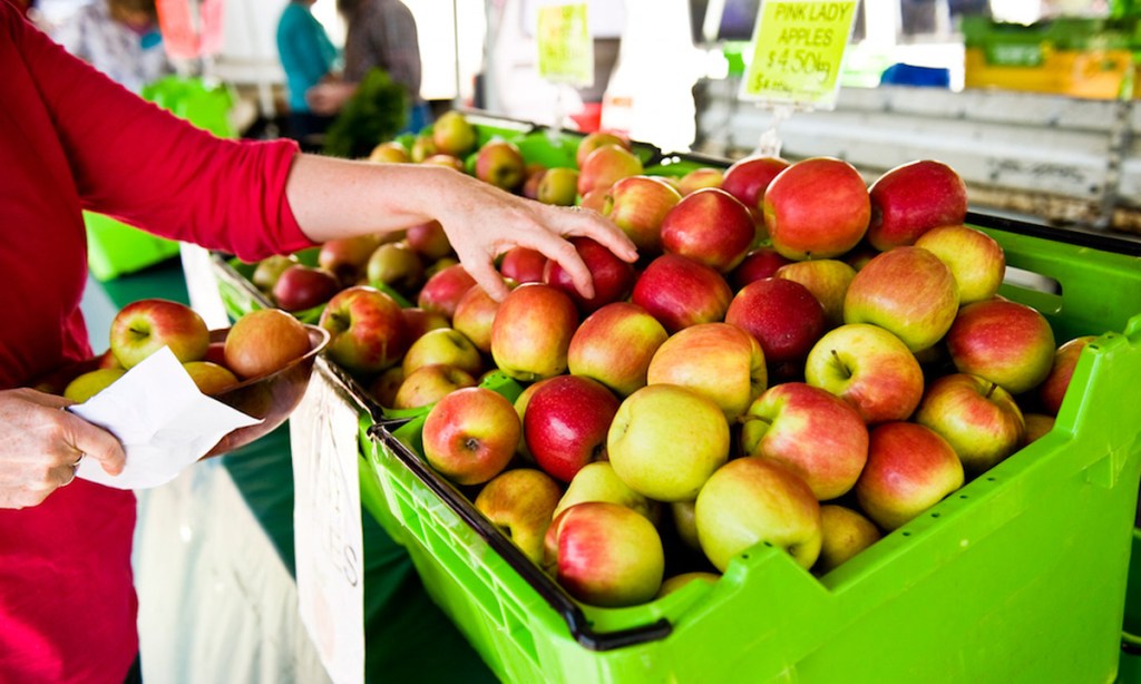 Thumbnail for Fresh at the markets: Apples